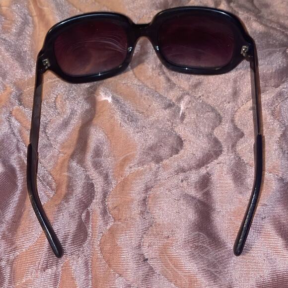 VERA WANG Sunglasses - Purple Lens - Picture 5 of 11